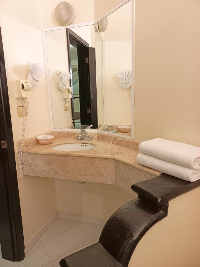 Hotel Villa Margaritas ビジャエルモッサ エクステリア 写真