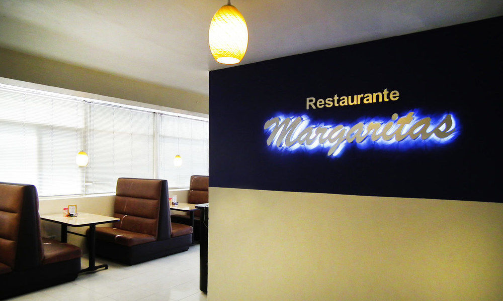 Hotel Villa Margaritas ビジャエルモッサ エクステリア 写真